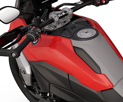 Płynna linia zbiornika i siedzenia R 1300 GS marki BMW Motorrad